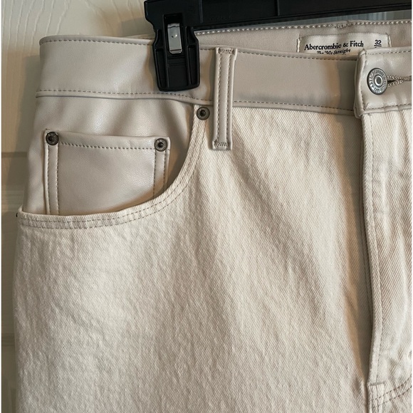 Abercrombie jeans - Picture 2 of 5